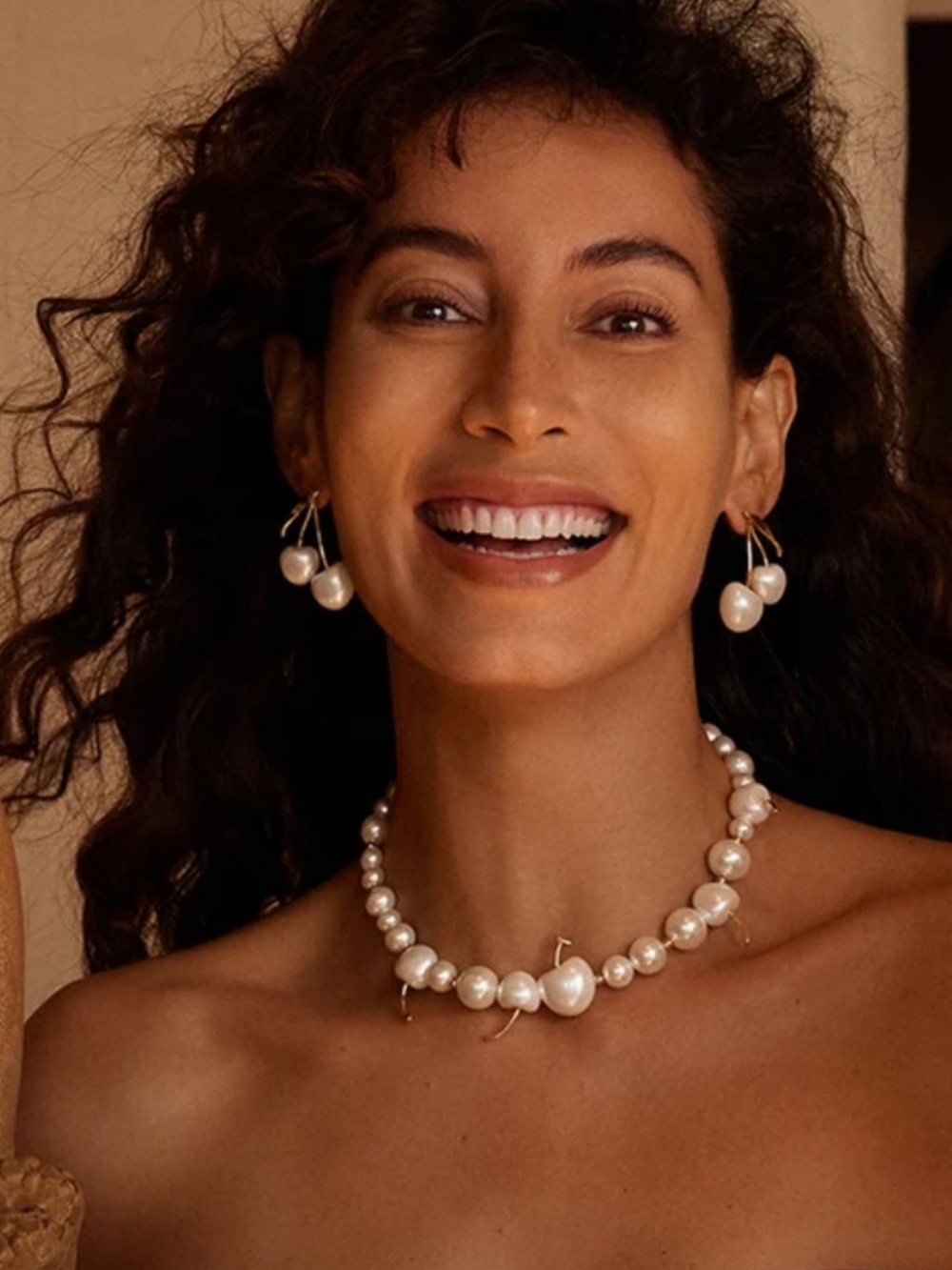 HEFANG NECKLACE Elegant White Pearl Necklace